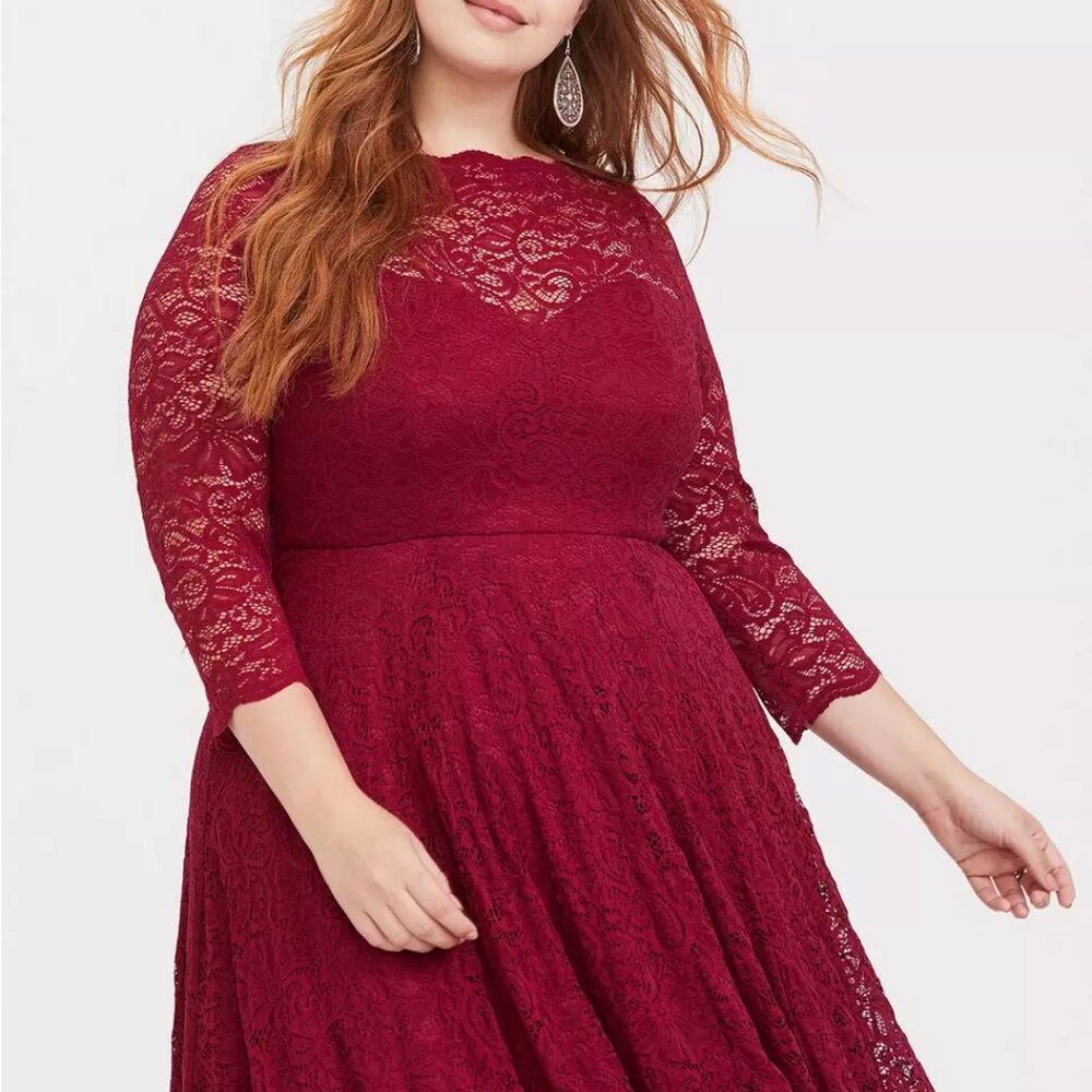 NWT Torrid Midi Lace Dress - Picture 2 of 5